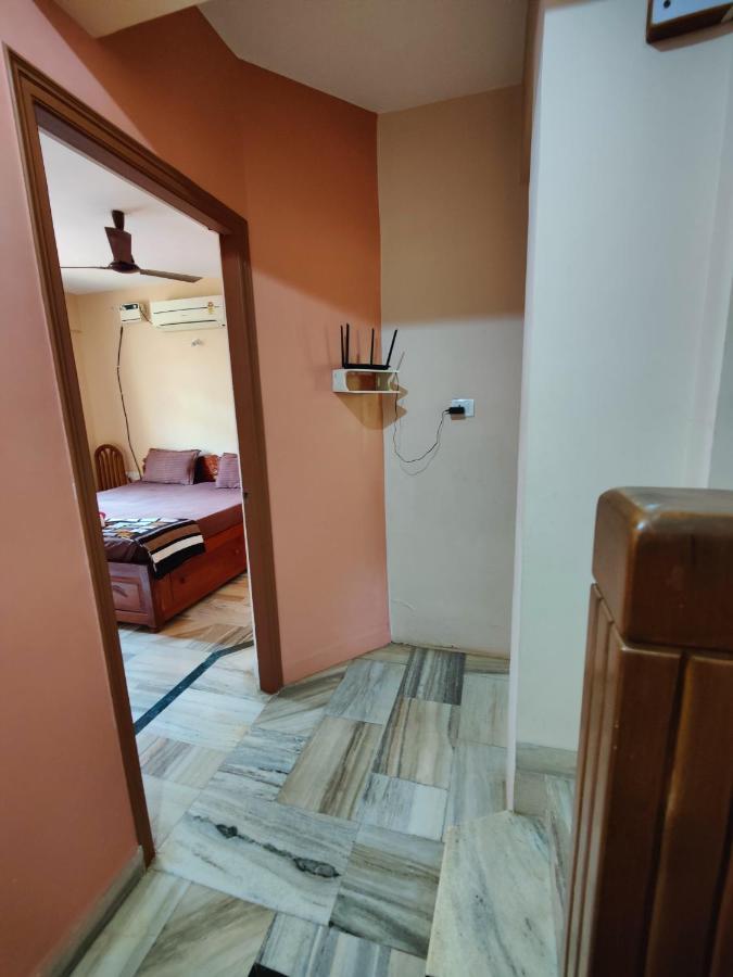 Menezes House Hotel ปณชี ภายนอก รูปภาพ