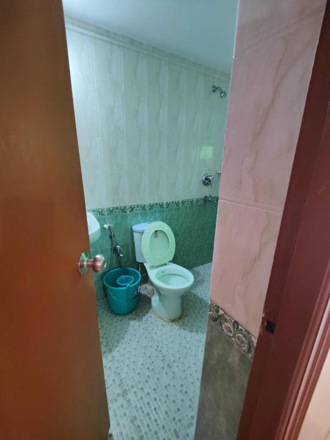 Menezes House Hotel ปณชี ภายนอก รูปภาพ